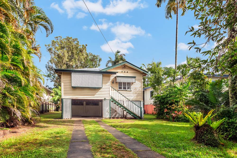 37 Macnamara Street, MANUNDA, QLD 4870