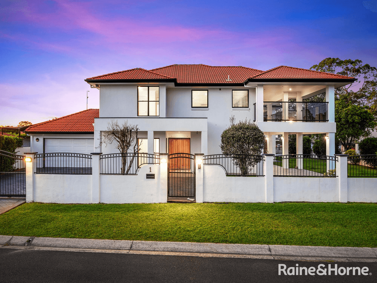 1 Cliftonville Place, REDLAND BAY, QLD 4165