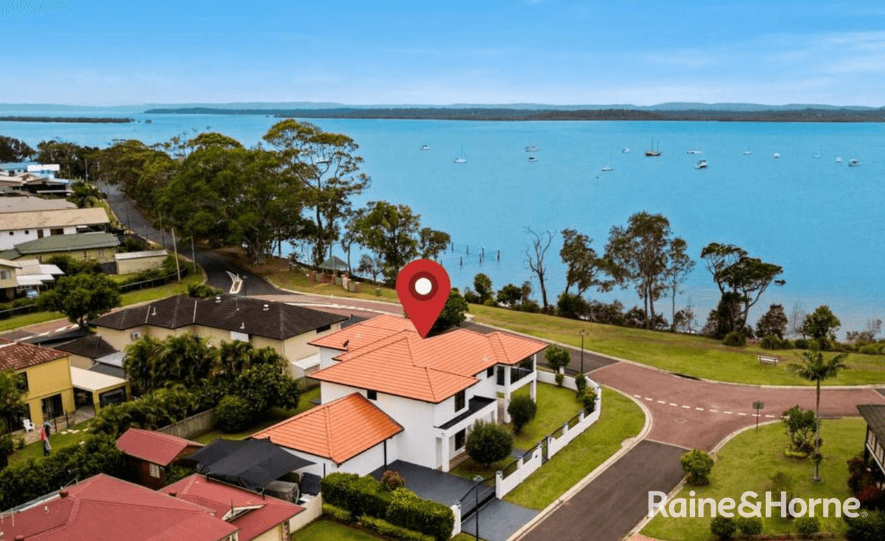 1 Cliftonville Place, REDLAND BAY, QLD 4165