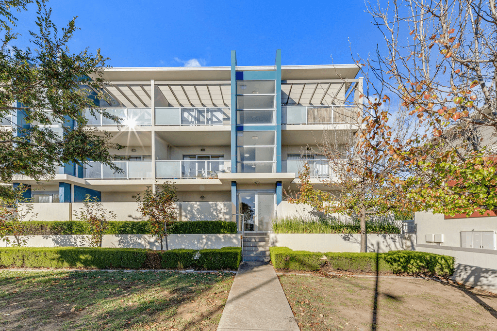 87/311 Flemington Road, FRANKLIN, ACT 2913