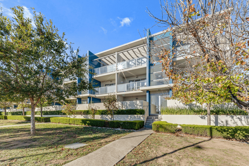 87/311 Flemington Road, FRANKLIN, ACT 2913