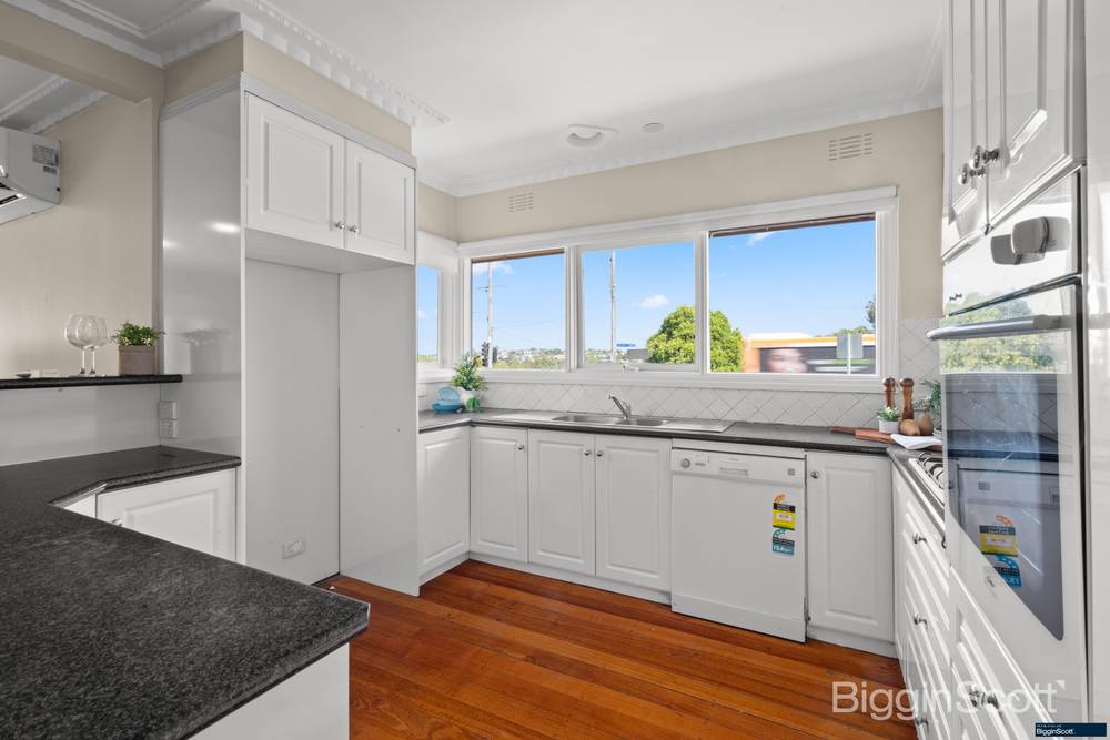 405 Shannon Avenue, NEWTOWN, VIC 3220