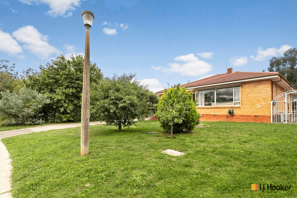 134 Mackenzie Street, HACKETT, ACT 2602