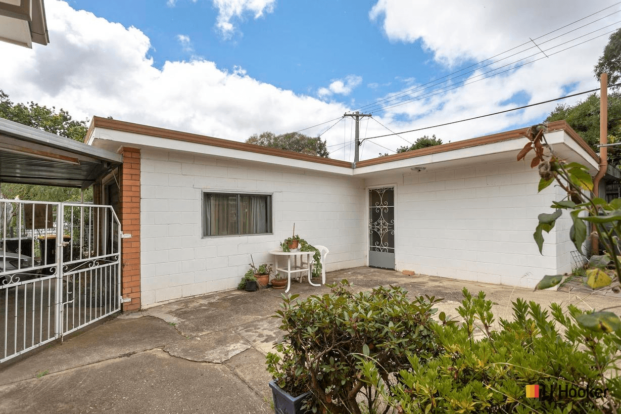 134 Mackenzie Street, HACKETT, ACT 2602