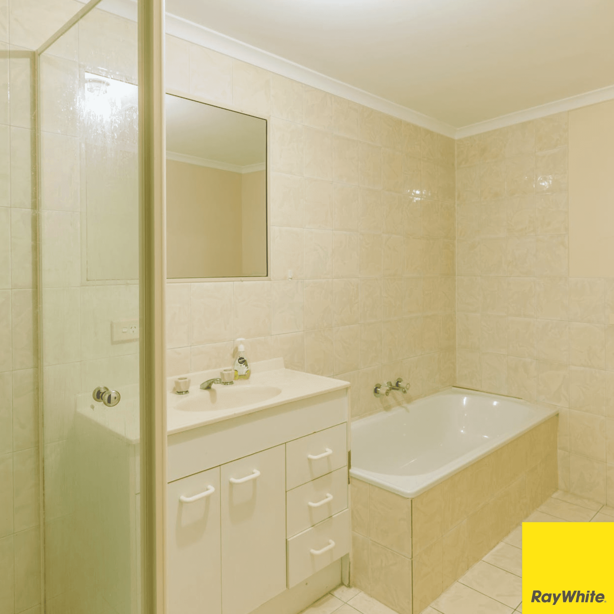 4/5 Wattle Avenue, BONGAREE, QLD 4507