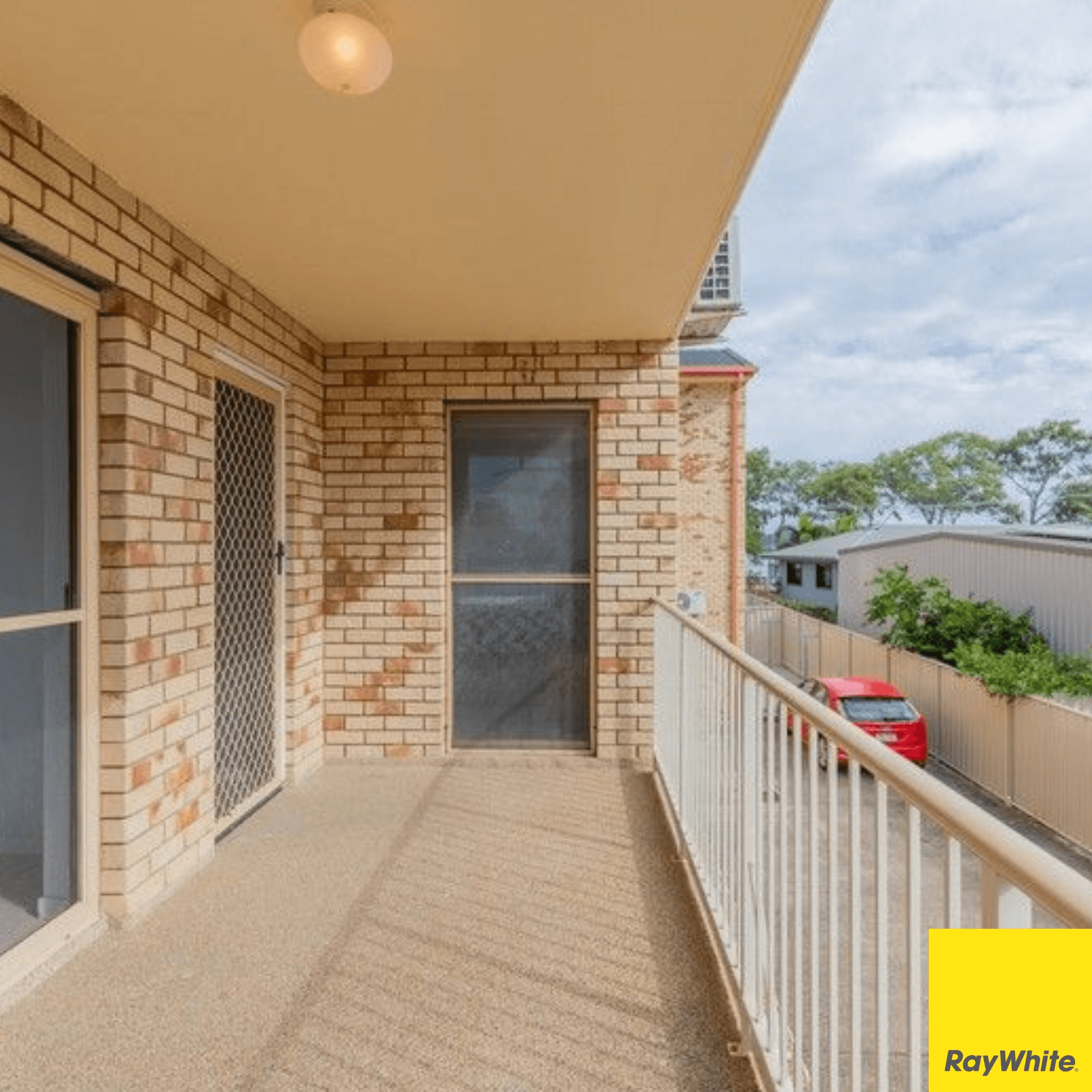 4/5 Wattle Avenue, BONGAREE, QLD 4507