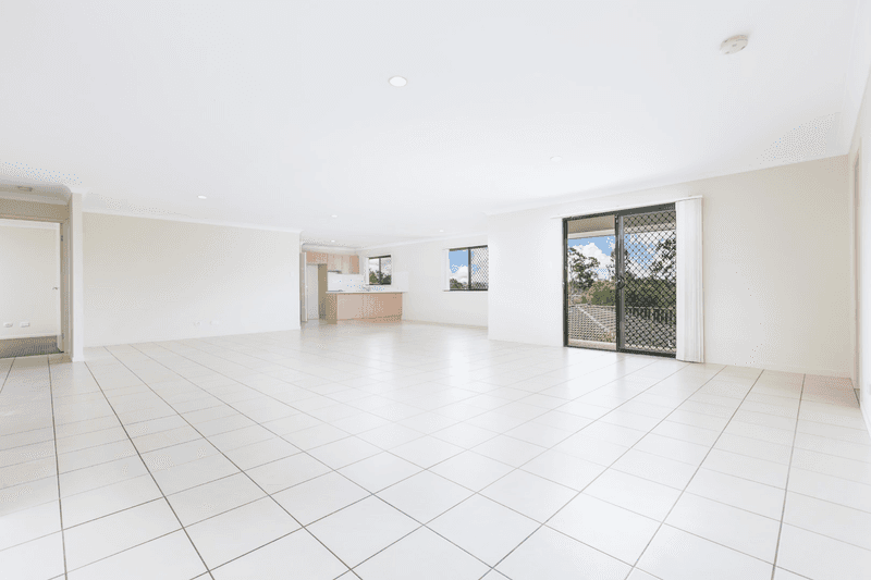 8 Dior Place, WULKURAKA, QLD 4305