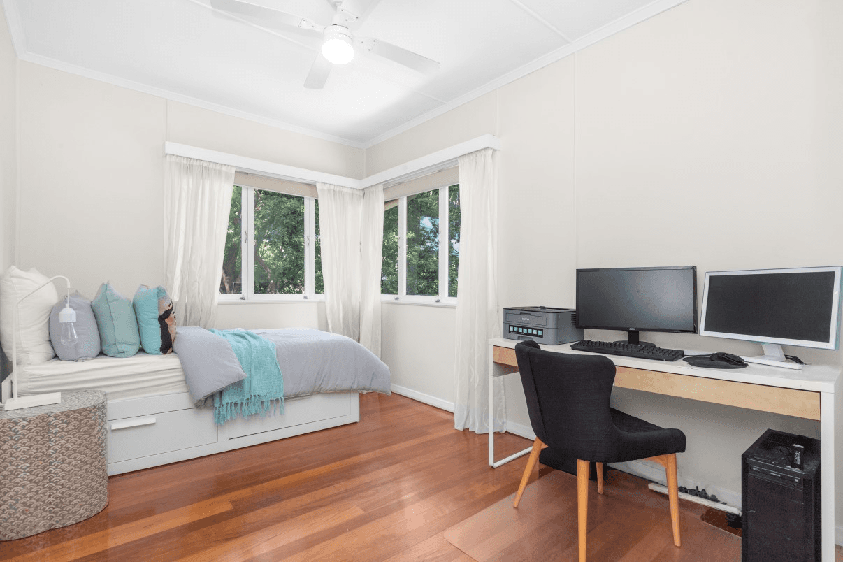 88 Fig Tree Pocket Road, CHAPEL HILL, QLD 4069