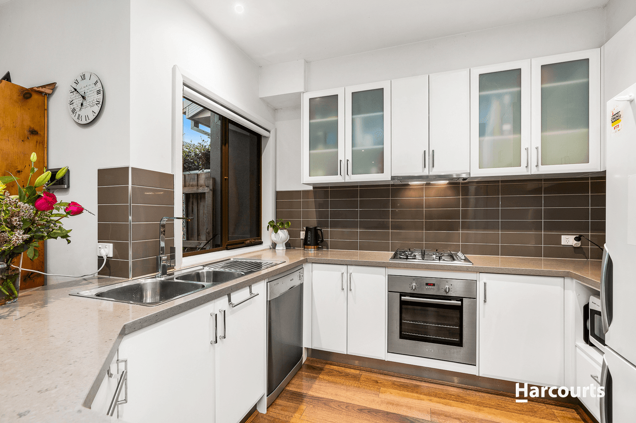 3/12 Newbigin Street, BURWOOD, VIC 3125