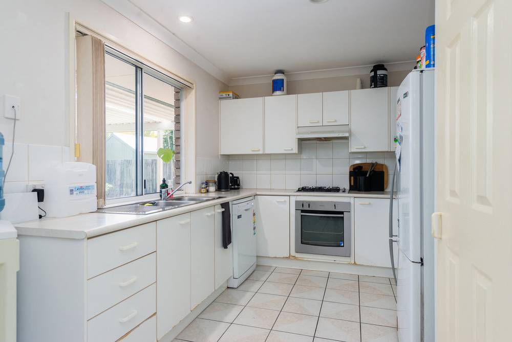 17 Doolan Street, Ormeau, QLD 4208