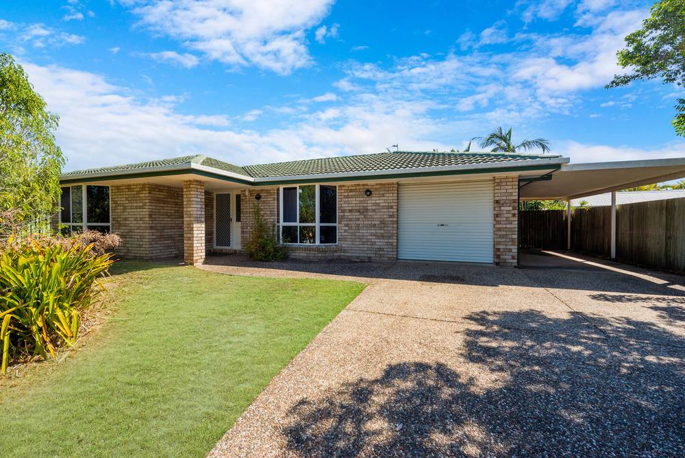 17 Doolan Street, Ormeau, QLD 4208
