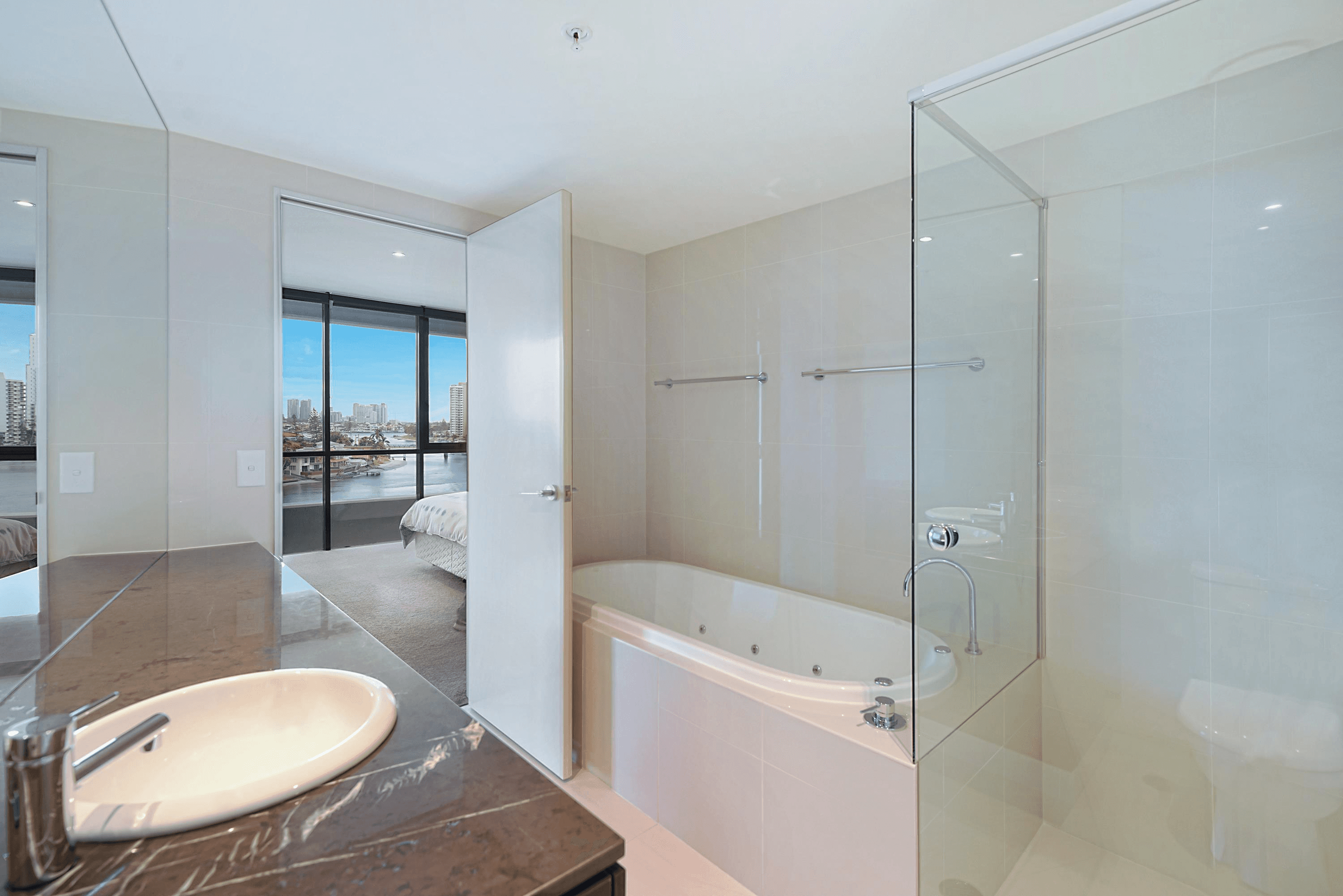 603/4 Wahroonga Place, Surfers Paradise, QLD 4217