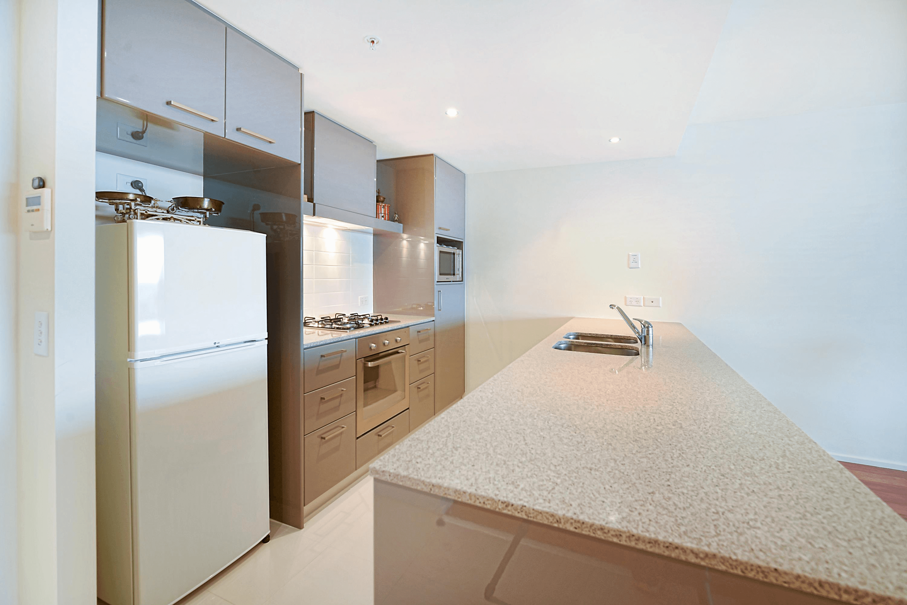 603/4 Wahroonga Place, Surfers Paradise, QLD 4217