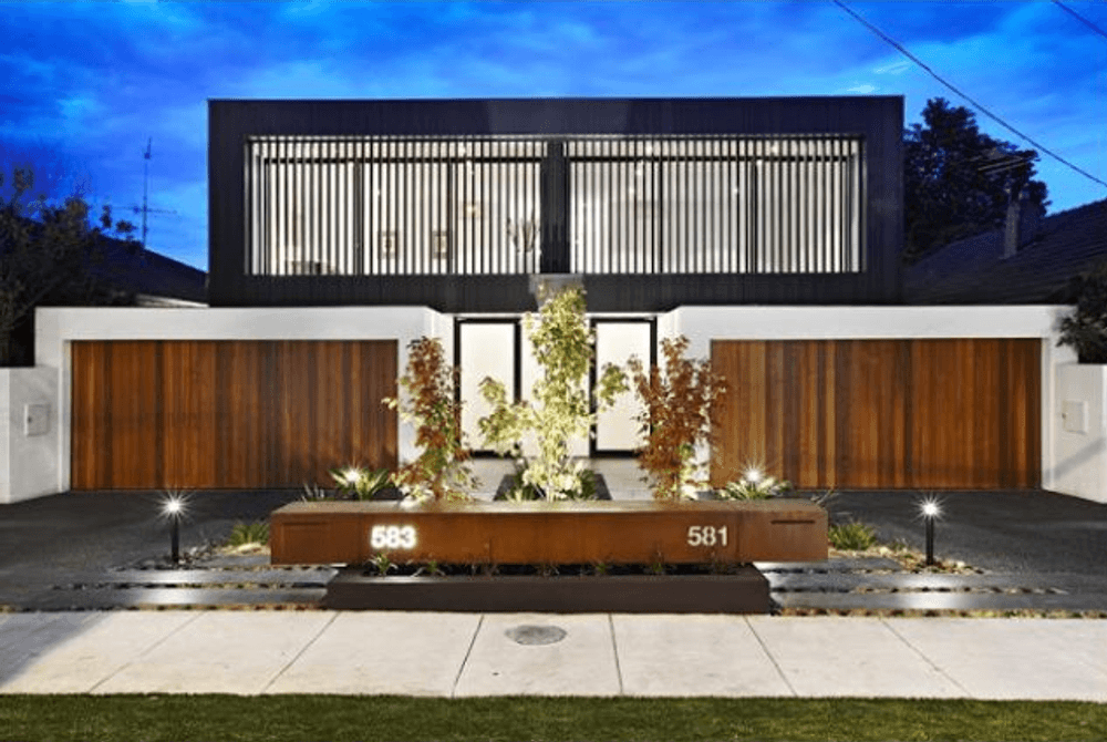 10 Maldon Crescent, DONCASTER EAST, VIC 3109
