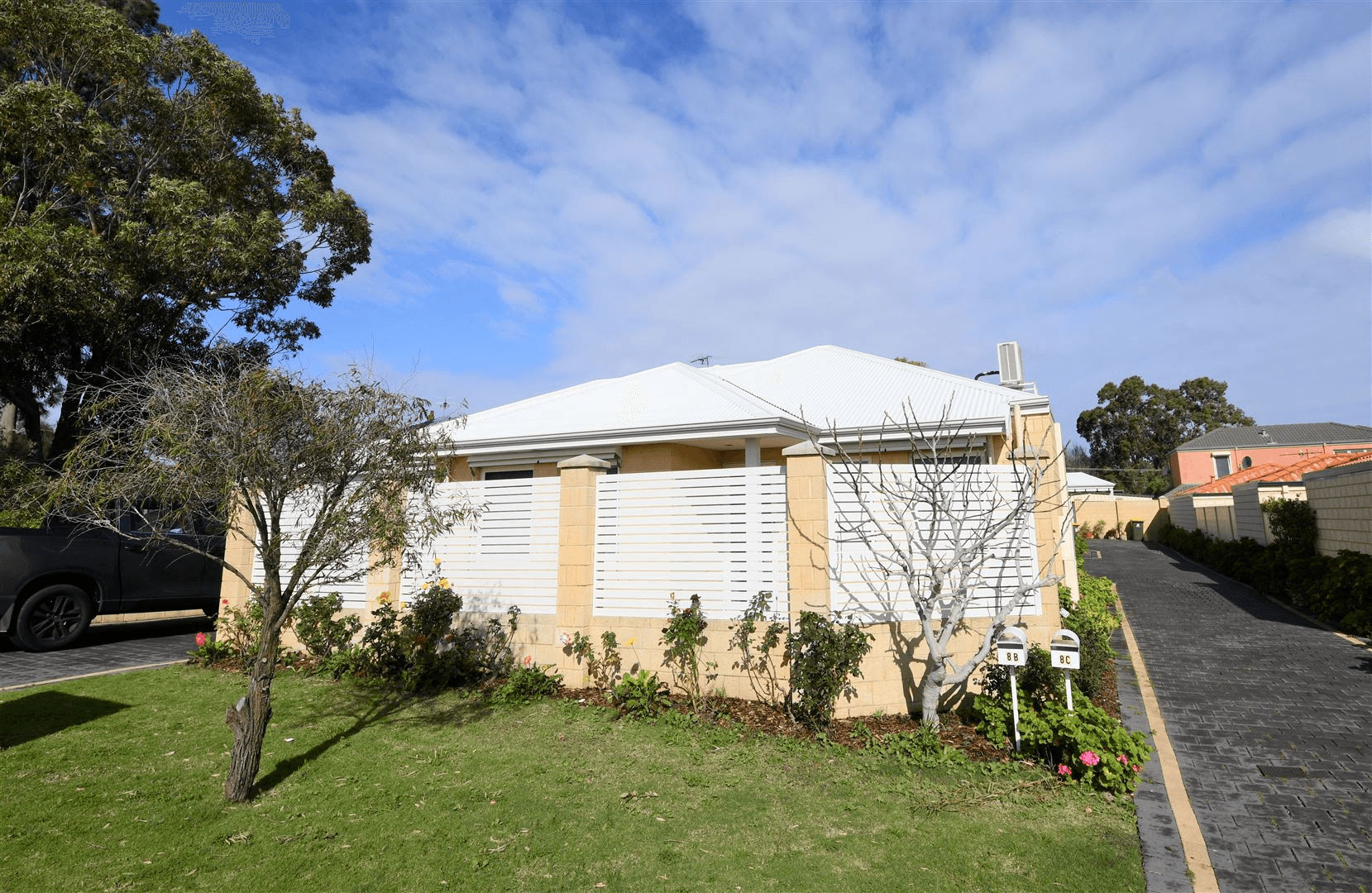 8A Currong Way, NOLLAMARA, WA 6061