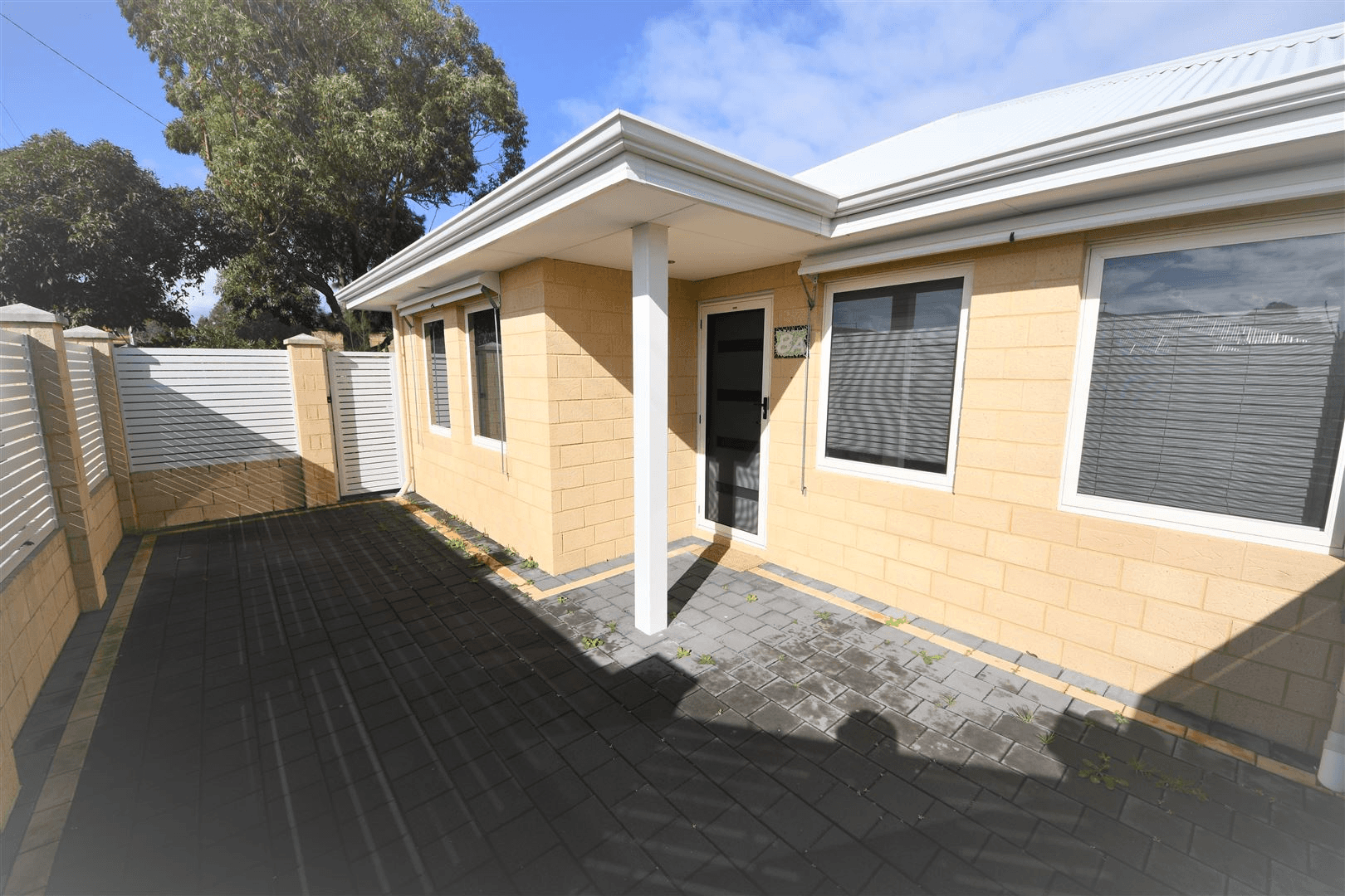 8A Currong Way, NOLLAMARA, WA 6061