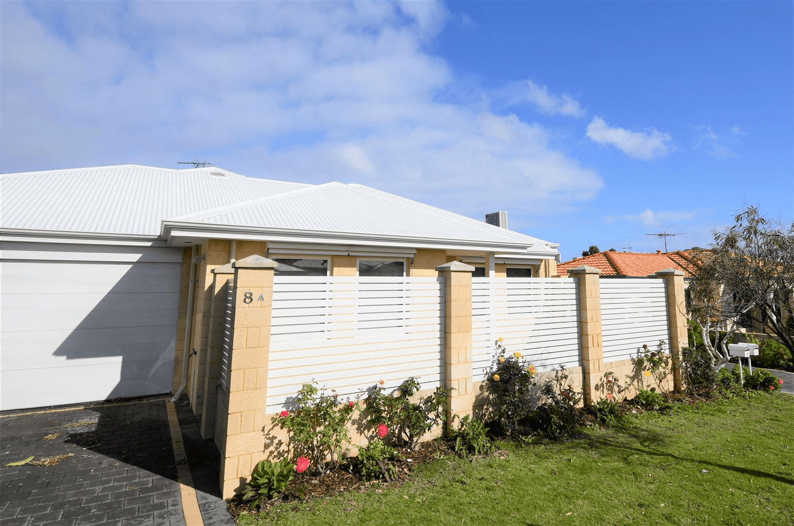 8A Currong Way, NOLLAMARA, WA 6061