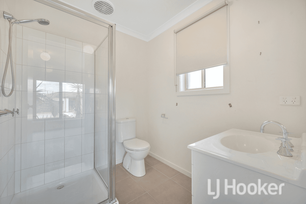 48 Saltbush Crescent, BROOKFIELD, VIC 3338
