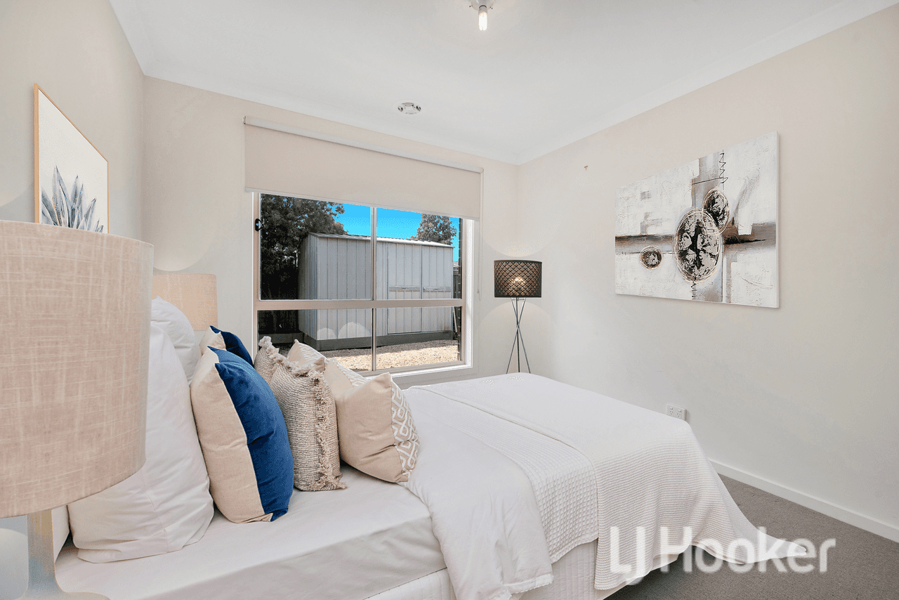 48 Saltbush Crescent, BROOKFIELD, VIC 3338
