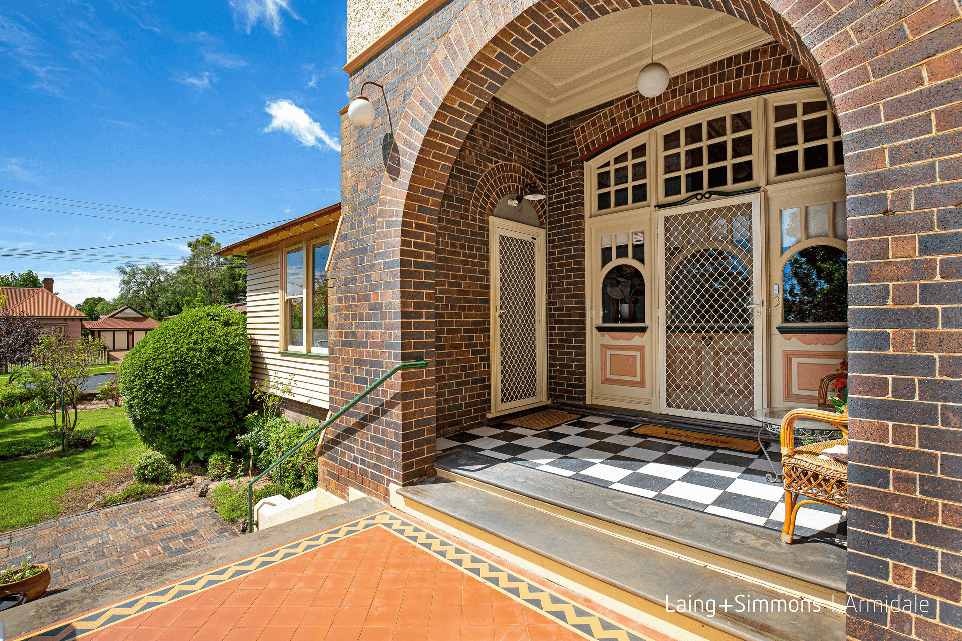 2/108 Brown Street, Armidale, NSW 2350