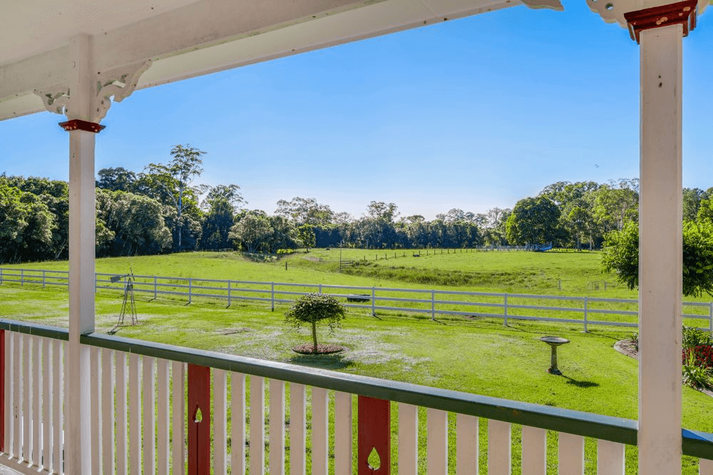 42 Bunderra Drive, BEECHWOOD, NSW 2446