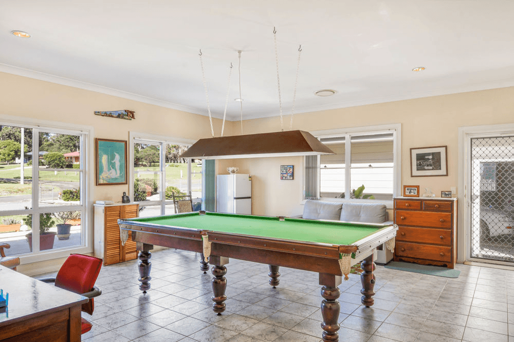42 Bunderra Drive, BEECHWOOD, NSW 2446