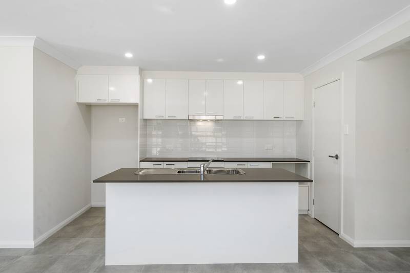 4 Little Court, MORAYFIELD, QLD 4506