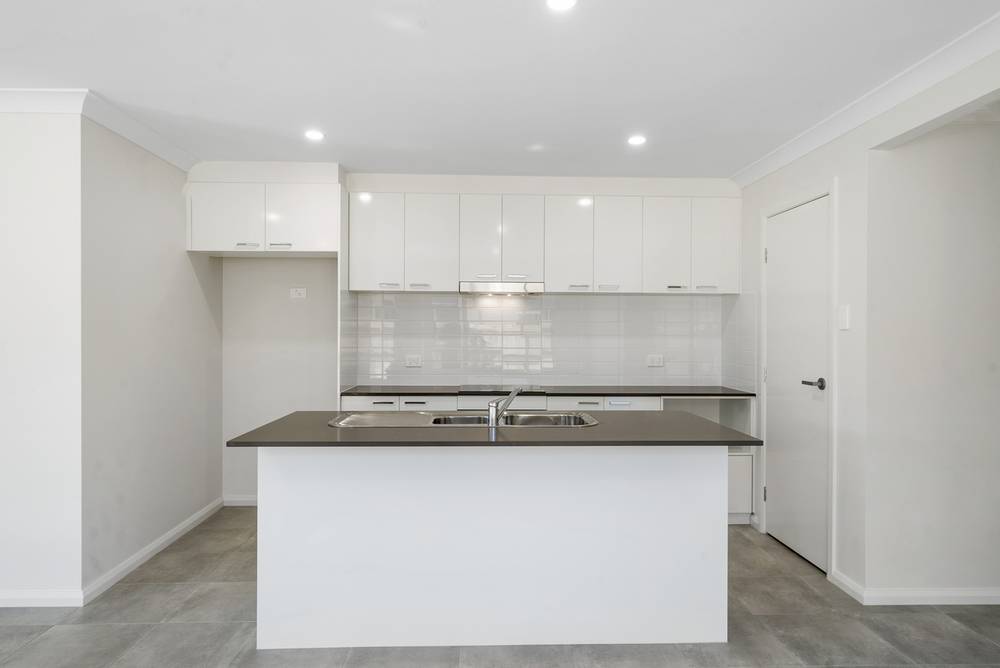 4 Little Court, MORAYFIELD, QLD 4506