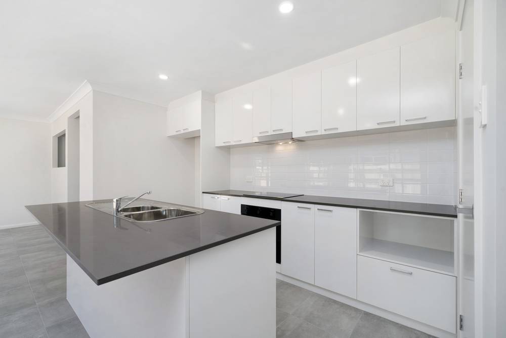 4 Little Court, MORAYFIELD, QLD 4506