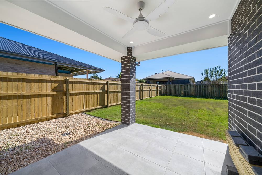 4 Little Court, MORAYFIELD, QLD 4506