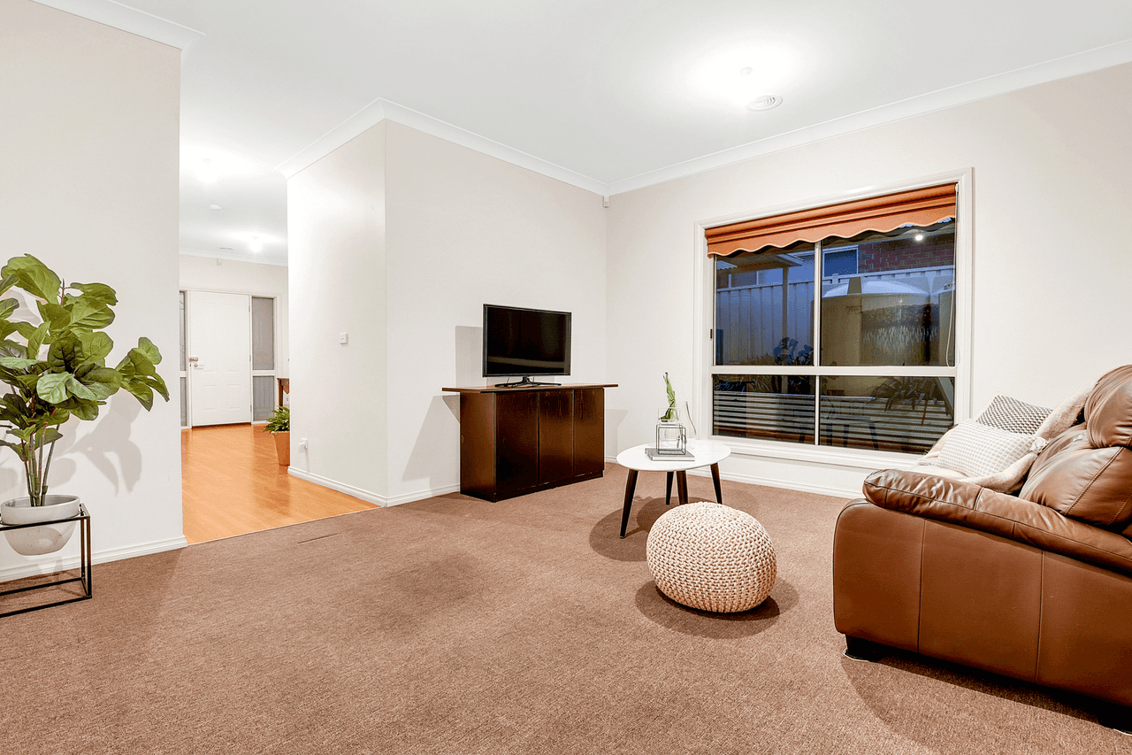 13 Bertrand Court, Craigieburn, VIC 3064