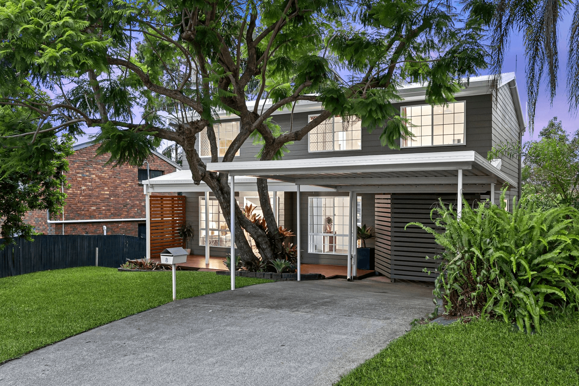 8 Panorama Drive, TWEED HEADS WEST, NSW 2485