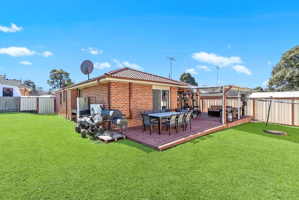 19 Ruckle Place, DOONSIDE, NSW 2767