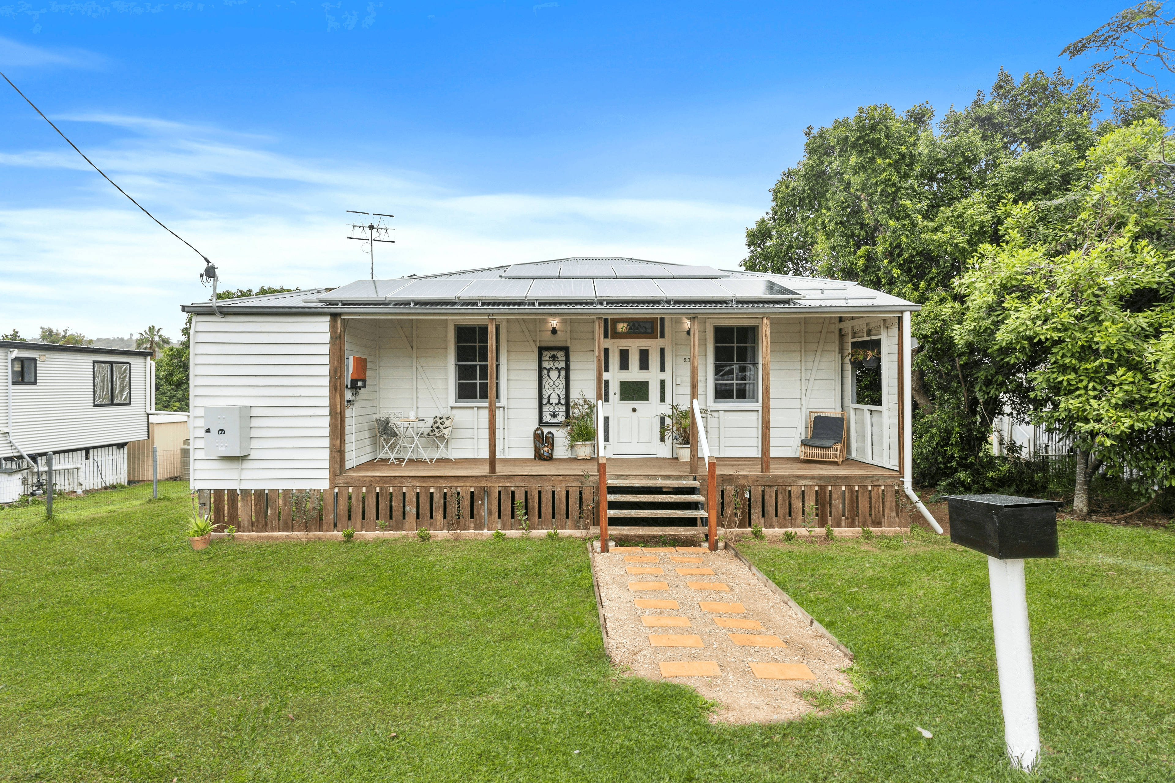 23 Grey Street, Walterhall, QLD 4714