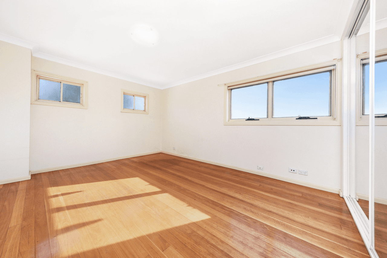 22 Earls Avenue, RIVERWOOD, NSW 2210