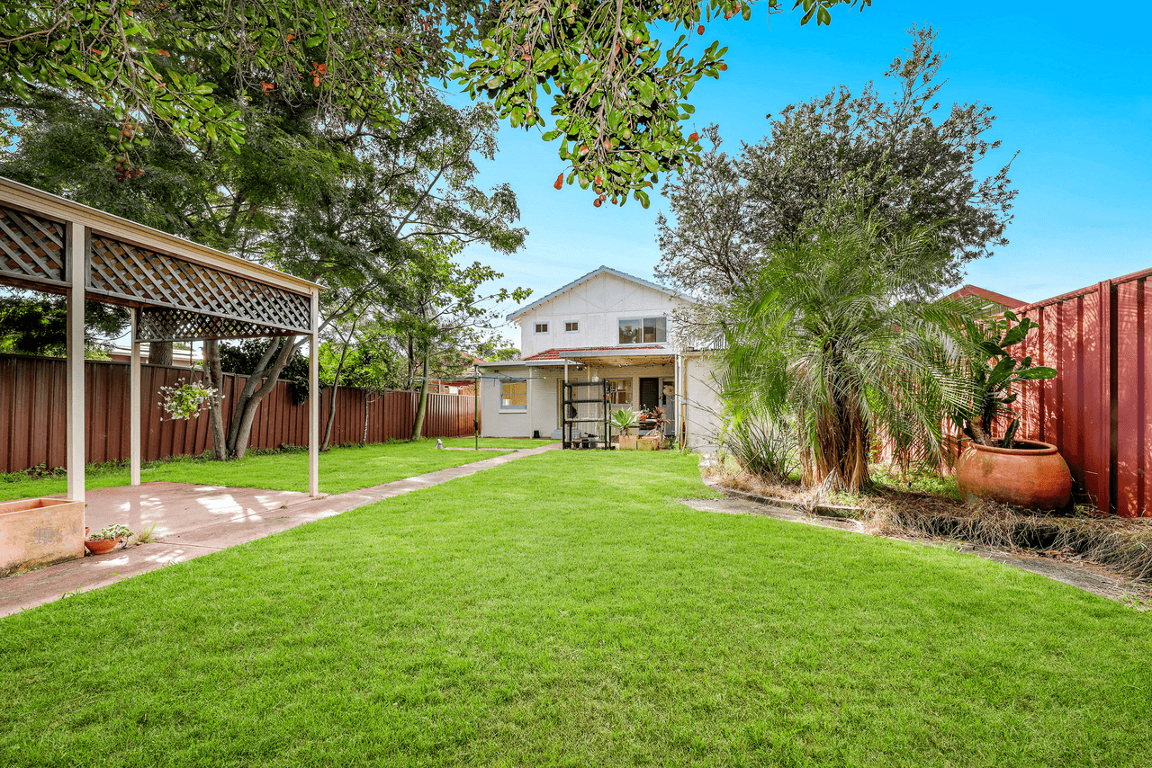 22 Earls Avenue, RIVERWOOD, NSW 2210