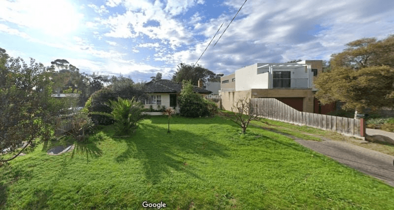 15 Rose Avenue, Cowes, VIC 3922