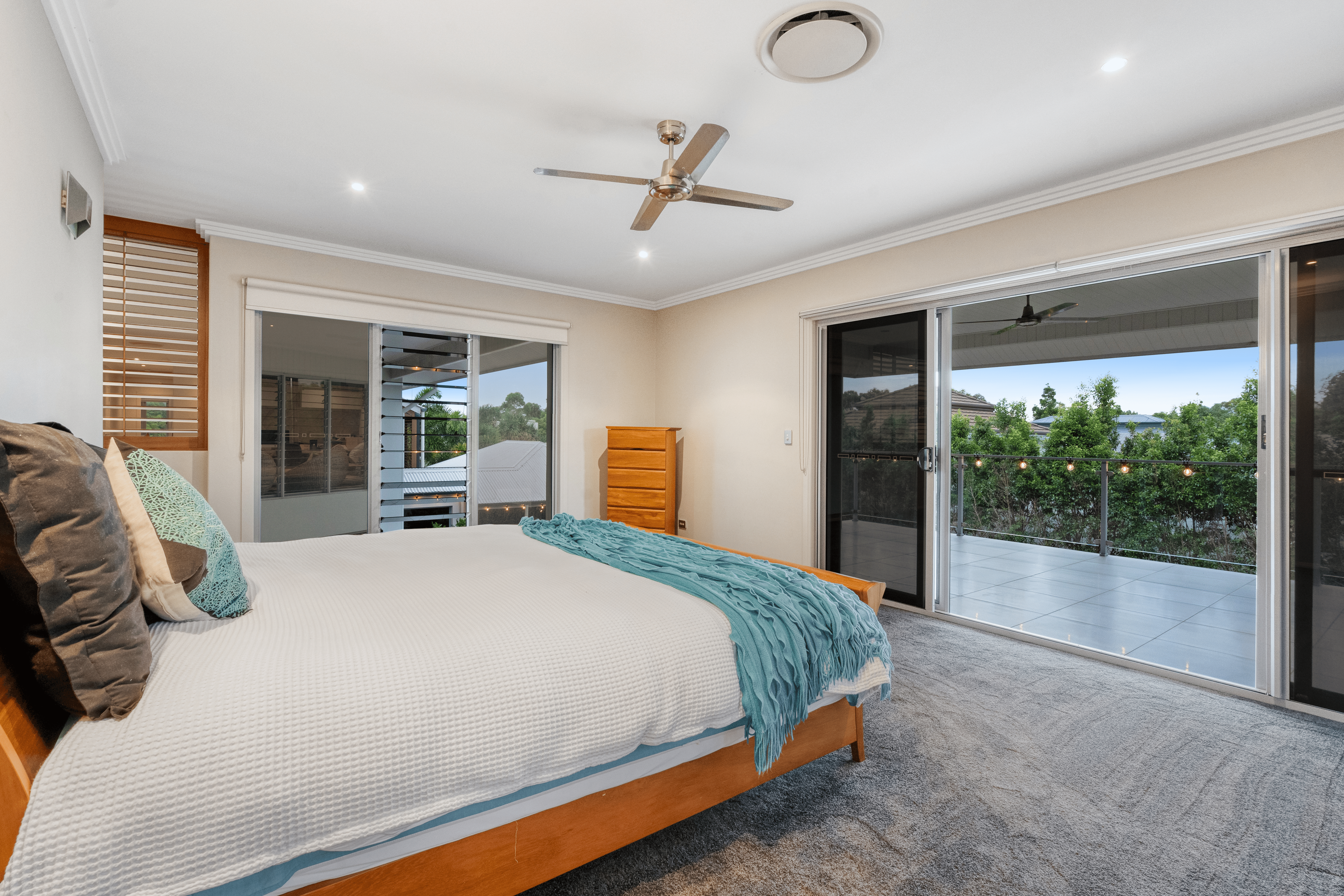 7 Dunebean Drive, BANKSIA BEACH, QLD 4507