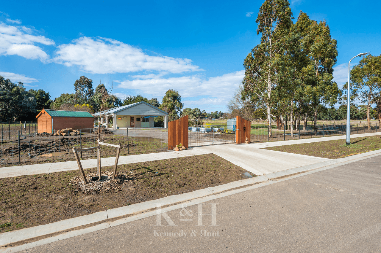 1 Lomandra Drive, Gisborne, VIC 3437