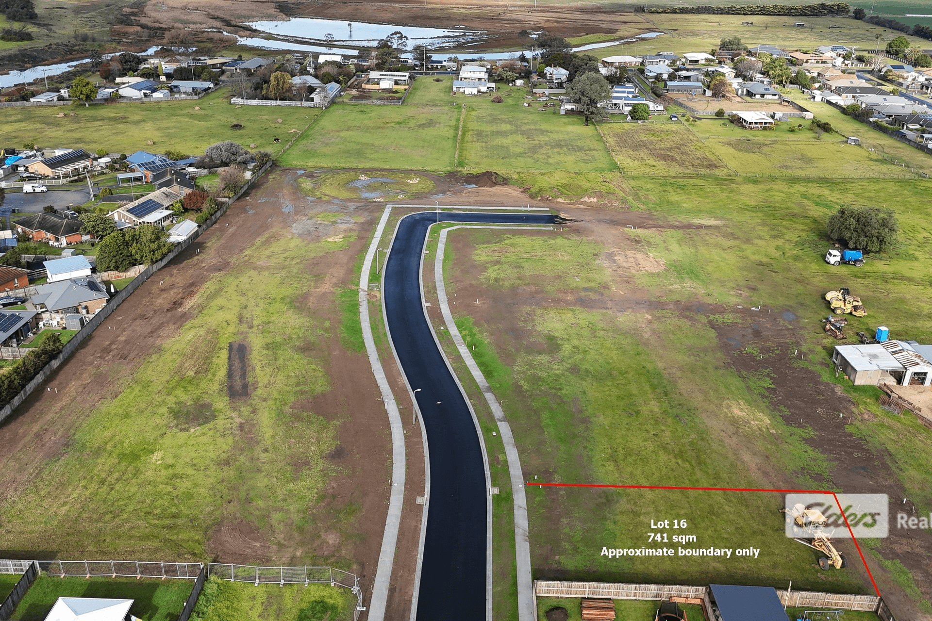 22 Clothier Crescent, EAST BAIRNSDALE, VIC 3875