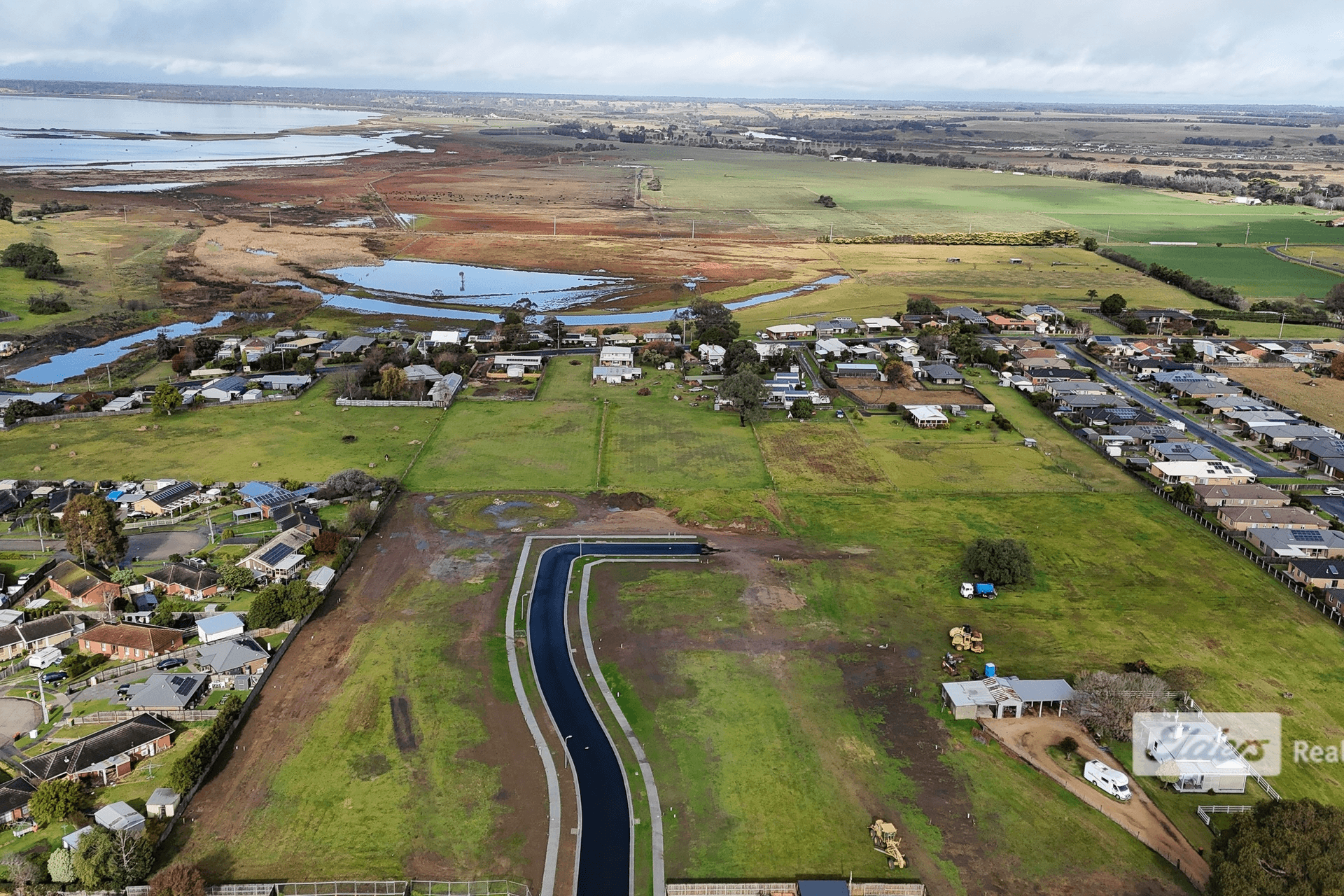 22 Clothier Crescent, EAST BAIRNSDALE, VIC 3875