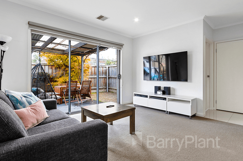 20 Grove Way, Wantirna South, VIC 3152