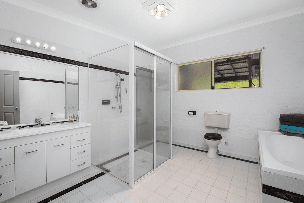 126 Rollands Plains Road, TELEGRAPH POINT, NSW 2441