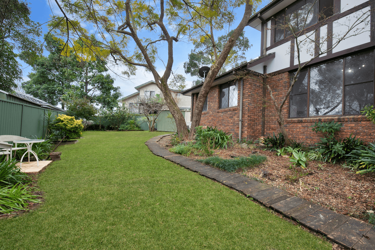 10 Grange Road, GLENHAVEN, NSW 2156