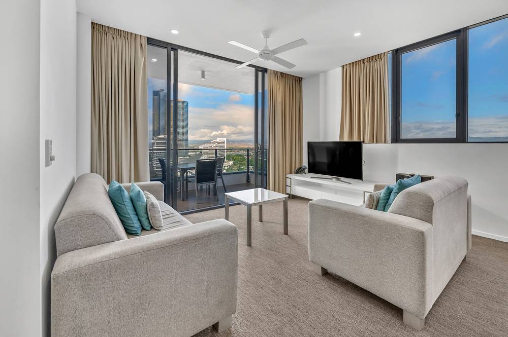 112/2729-2733 Gold Coast Highway, BROADBEACH, QLD 4218