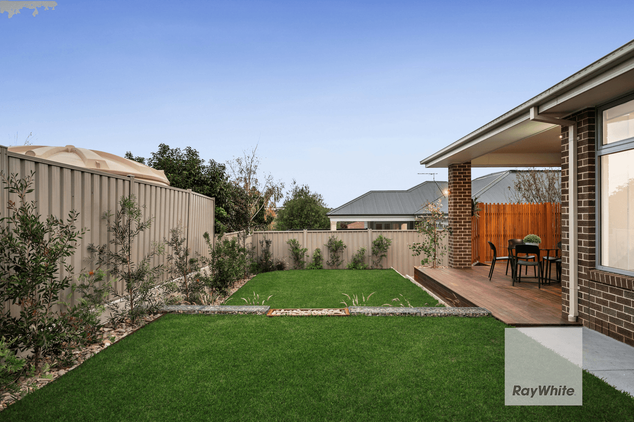 9 Maddingley Road, ATTWOOD, VIC 3049