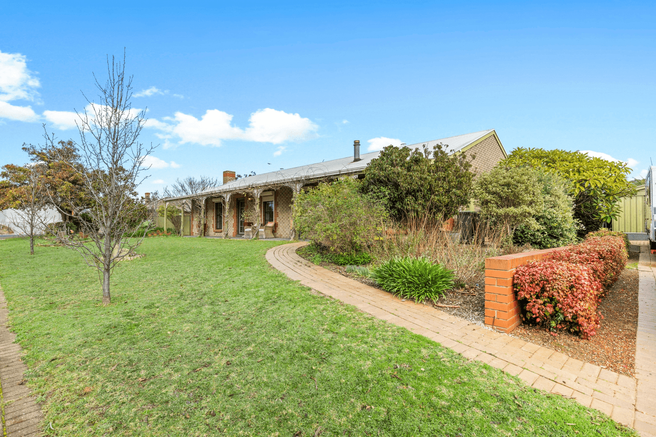 4 South Park Way, MCLAREN VALE, SA 5171