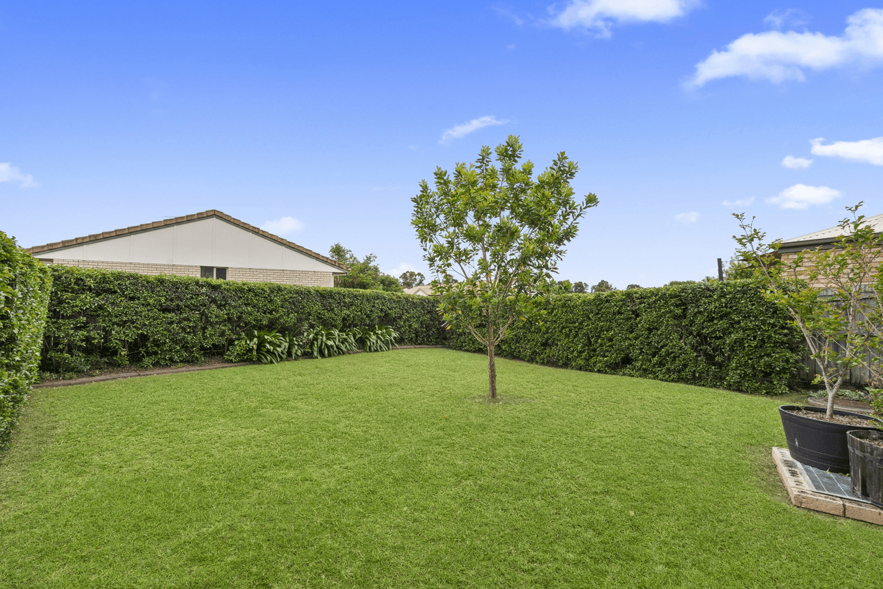 2/110-112 Del Rosso Road, CABOOLTURE, QLD 4510