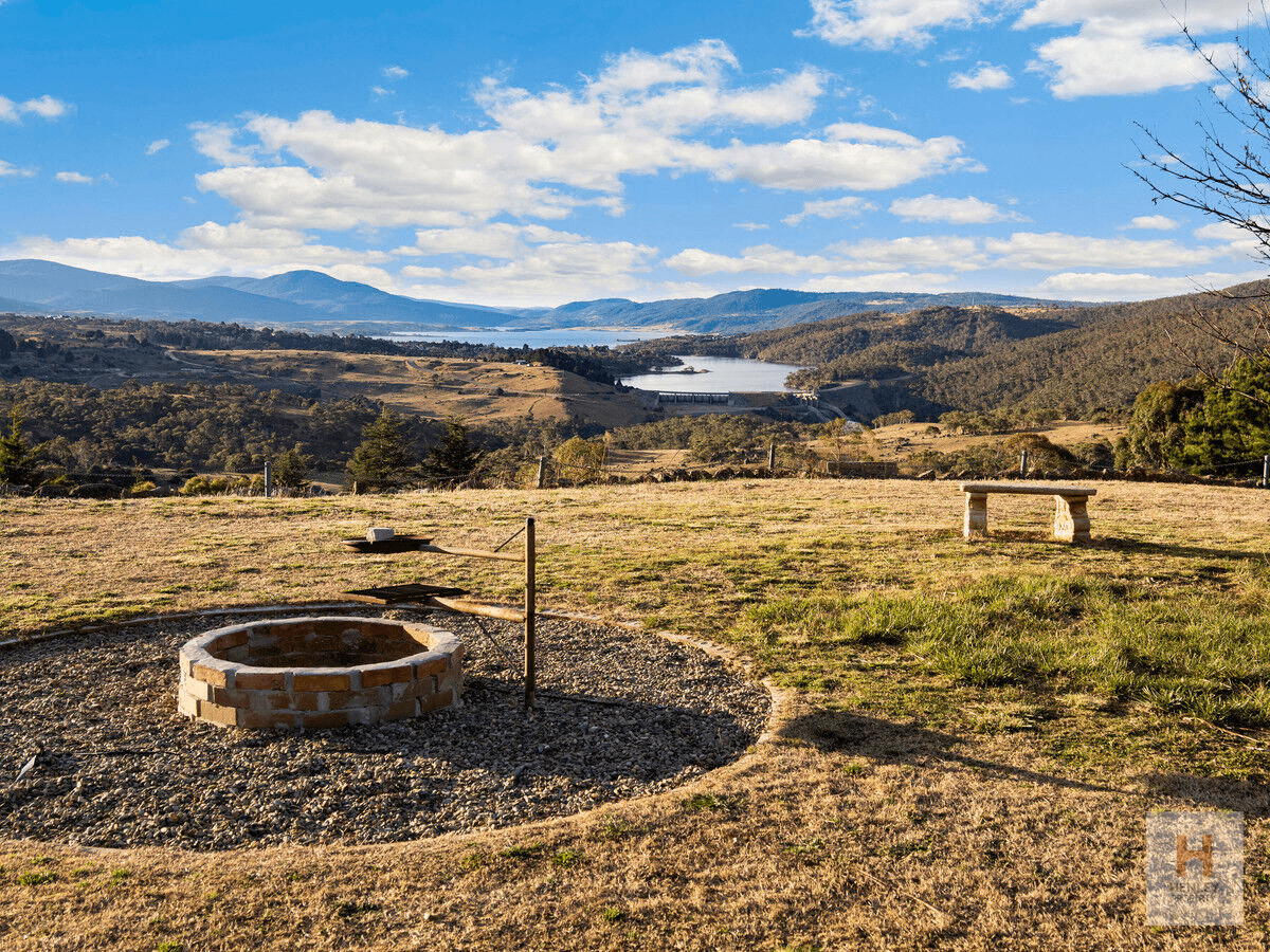 40 Hawthorn Close, Jindabyne, NSW 2627