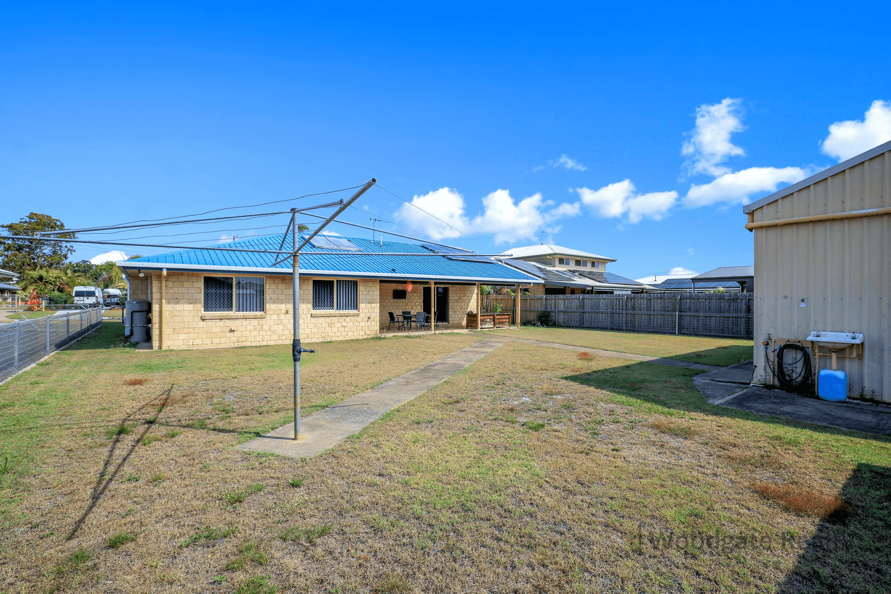 5 PELICAN WAY, WOODGATE, QLD 4660